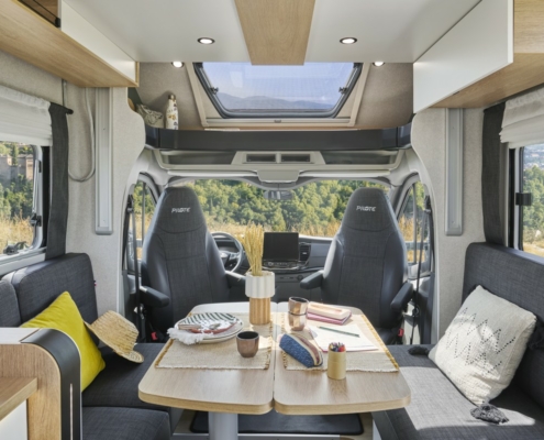 Salon camping-car Pilote A690GJ