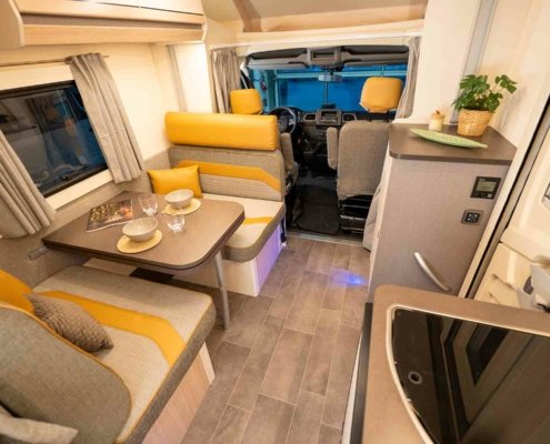 Ahorn Camp ACT 60 sur Renault Master