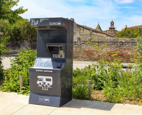 aire camping-car vanlife grenade2