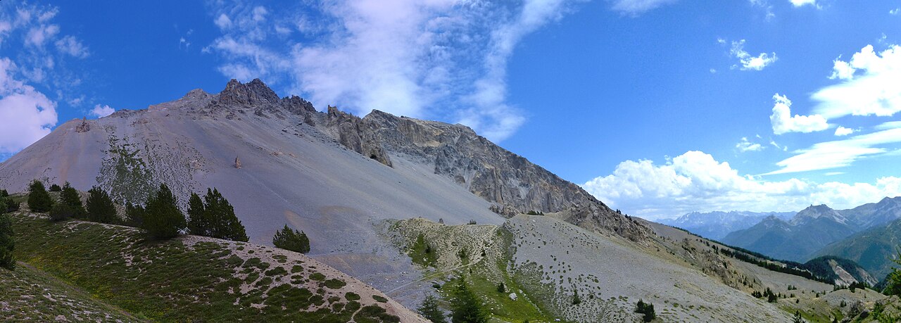 Camping-car dans les Alpes : la Casse déserte de l'Izoard