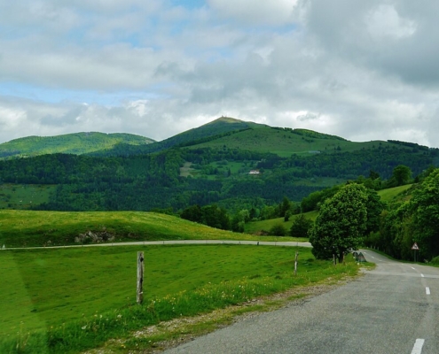 Route des Crêtes dans les Vosges avec le Hohneck en toile de fond